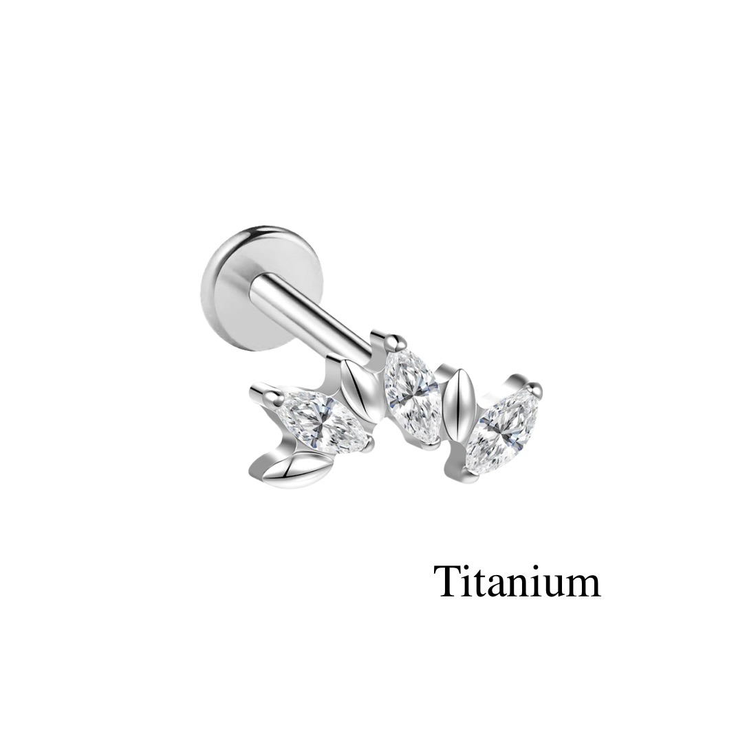 Labret/helix/tragus piercing en titane F136 couronne avec 3 cristaux blancs