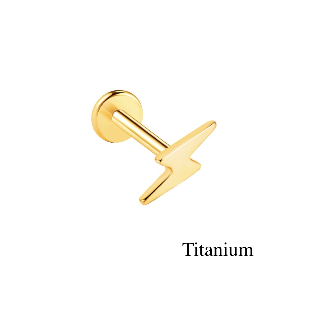 Tragus Helix Piercing aus Titan ASTM F136 in Gold mit Blitz