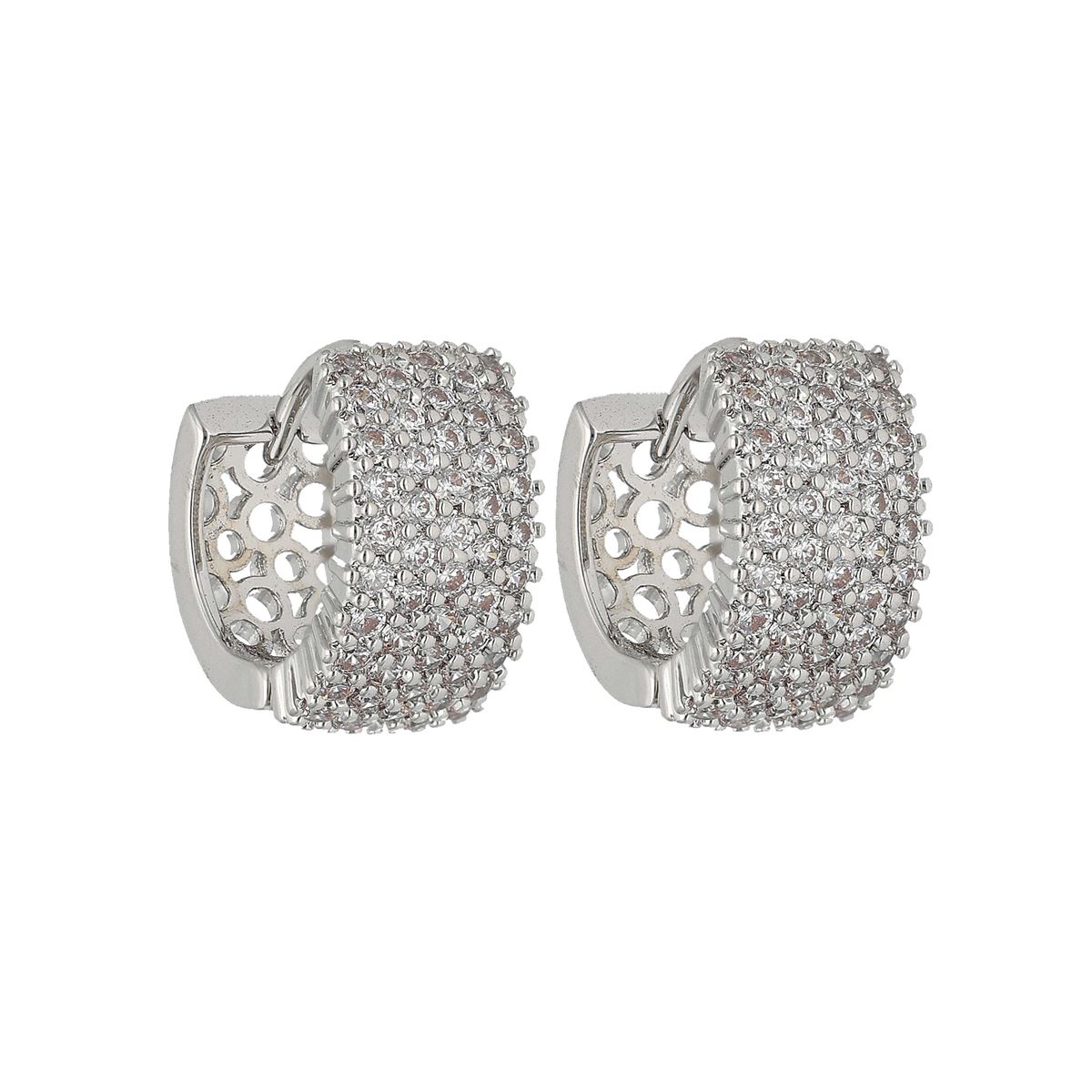 Boucles d'oreilles en acier chirurgical recouvertes de cristaux blancs