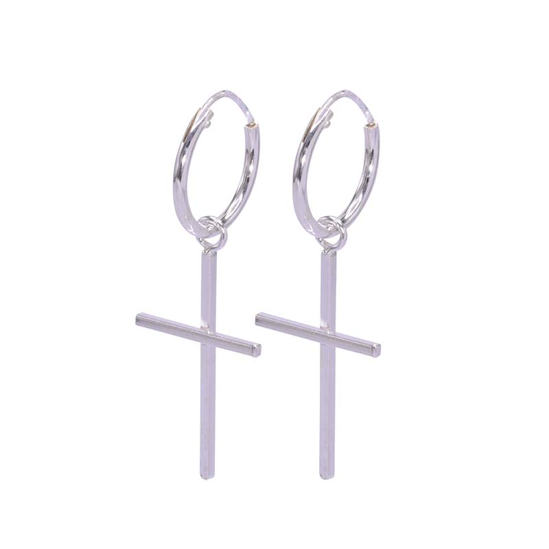 Ohrringe/Kreolen in Silber 925% mit einem Kreuz